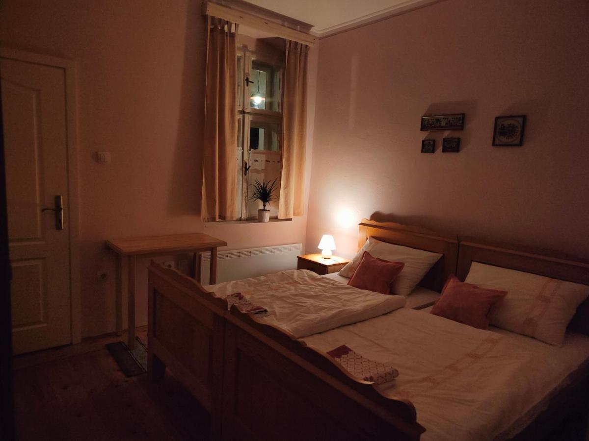 Bed and Breakfast Ethno&Coffee House Tulip Glozan Exteriér fotografie