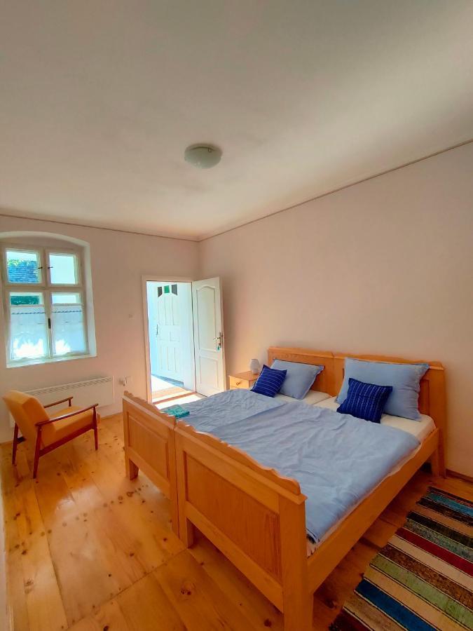 Bed and Breakfast Ethno&Coffee House Tulip Glozan Exteriér fotografie