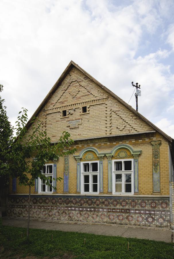Bed and Breakfast Ethno&Coffee House Tulip Glozan Exteriér fotografie
